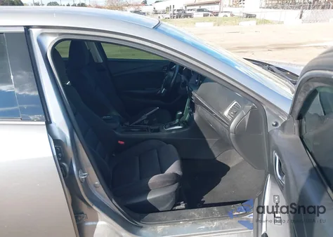 2015 Mazda Mazda6 I Sport z USA, uszkodzony, nr VIN JM1GJ1U59F1206363